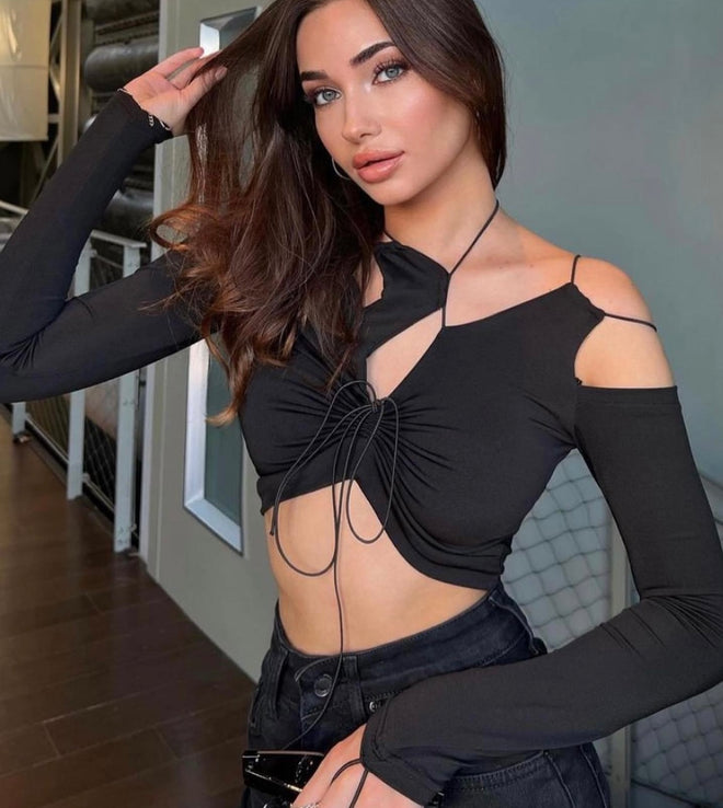 Crop Top With Thin Elastic Straps - In Black