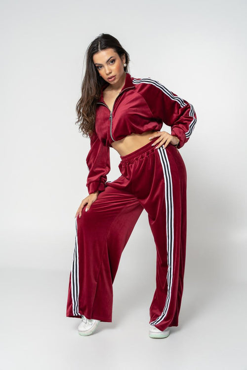 burgundy velvet lines set