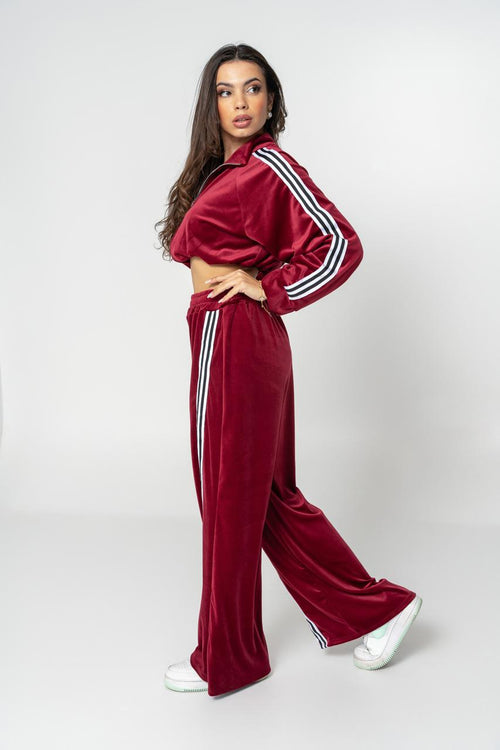 burgundy velvet lines set