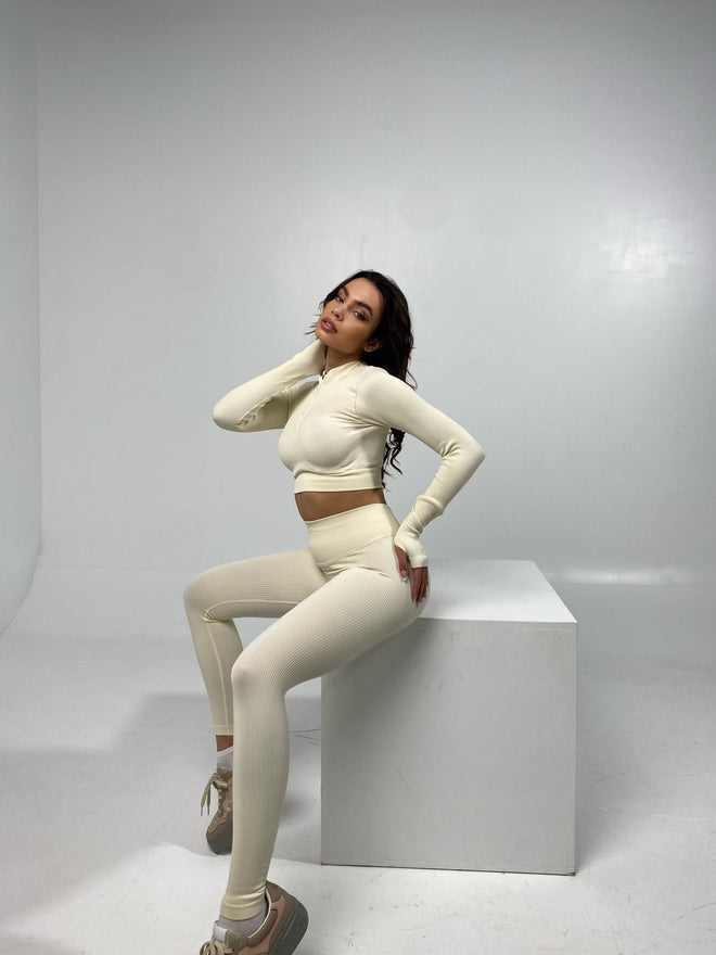Adalia light Beige set