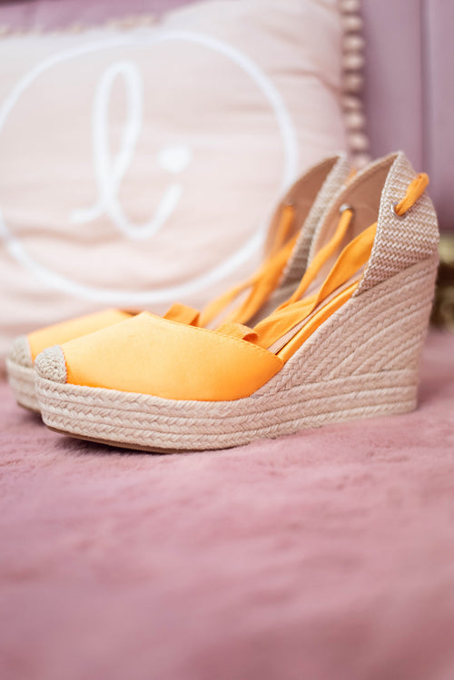 Sandy Platforms - Black/Orange