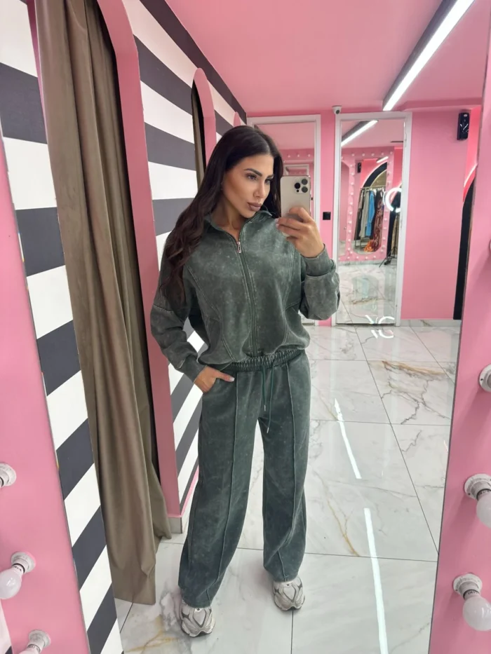 Leila xaki with long top - Image 2