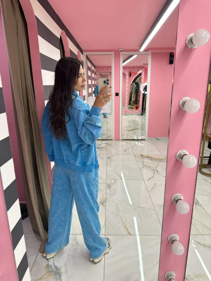 Leila blue with long - Image 2