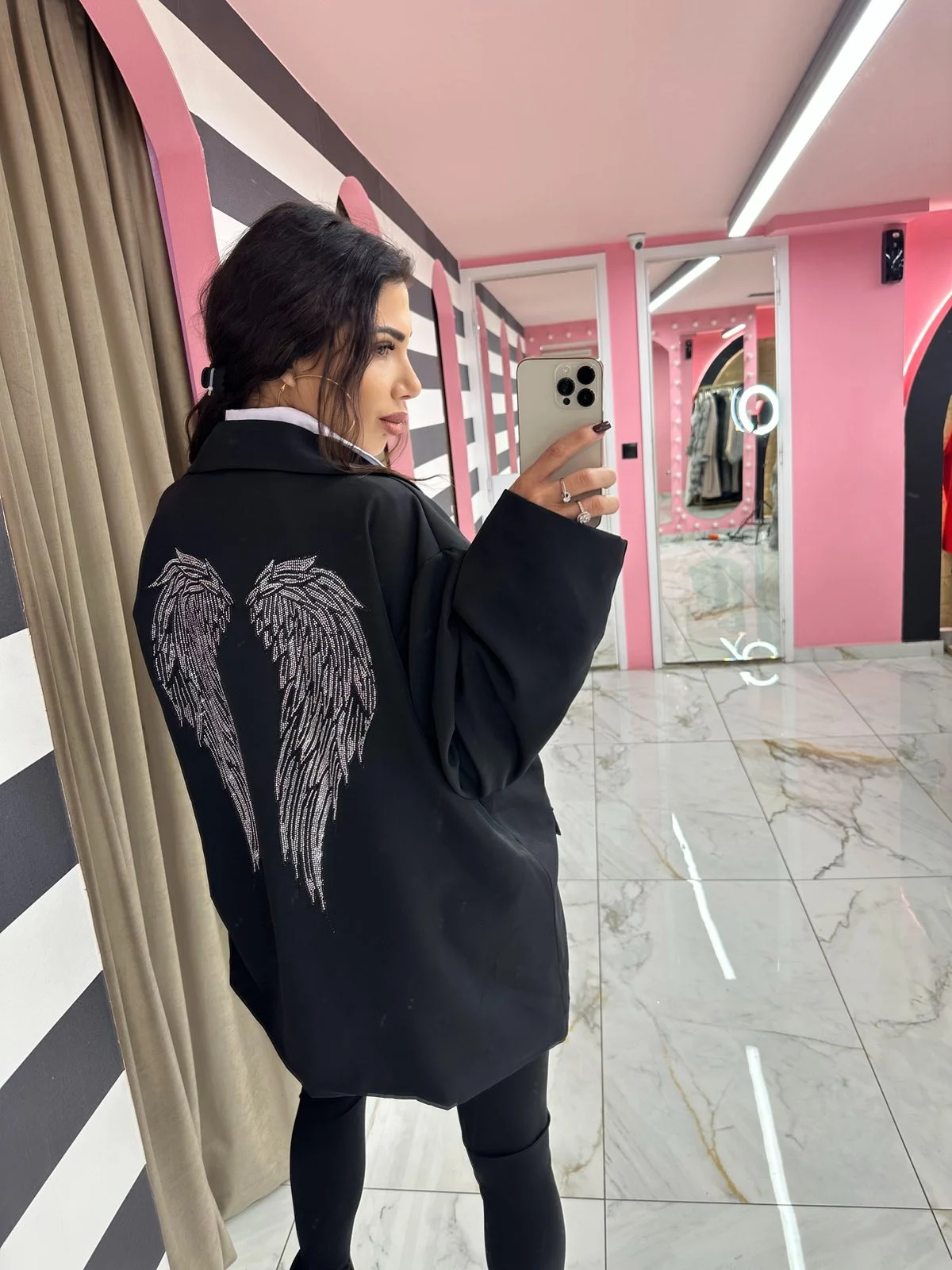 0-02-05-0c4df62c7103f97e91fd79e87913950971213d6e6aa05e774a3105ef71e16175_2222a74fe44