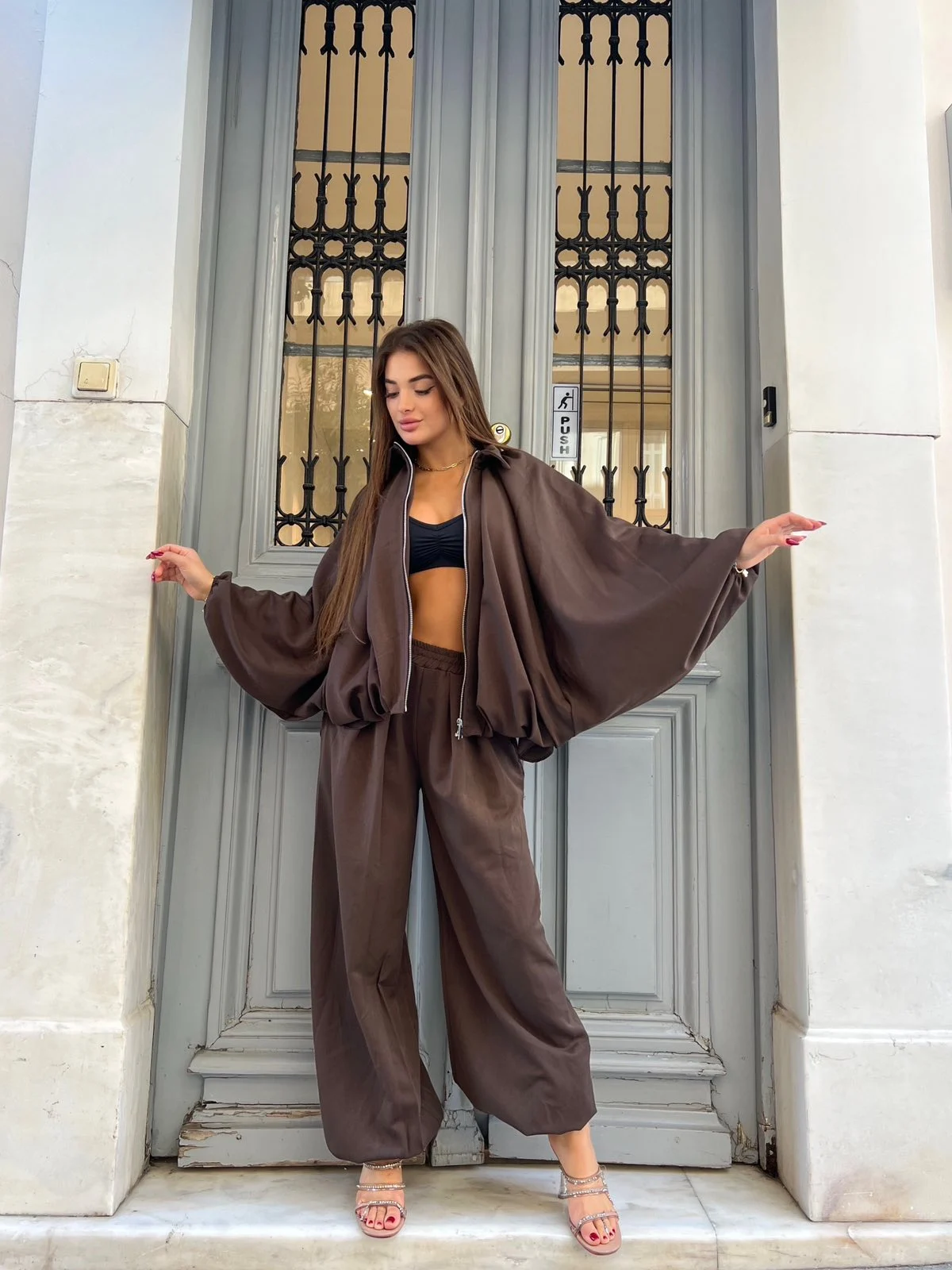 0-02-05-1039eff7de8946120041439d3f152b4683c027c87bcc973f1d91b28ae74e64af_22296267200