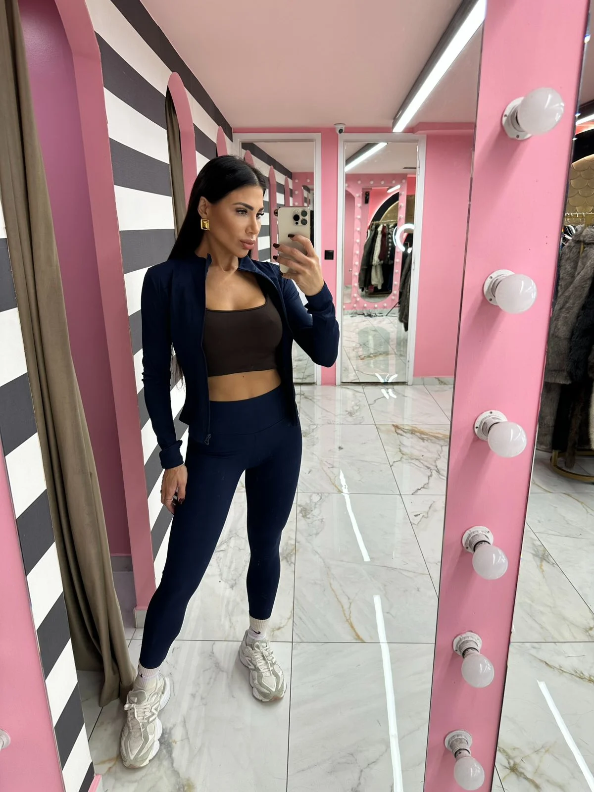 0-02-05-120071091471fb27c804e2d69d73582e267722e7927f52f6c334797f99d21459_22207a2c73c