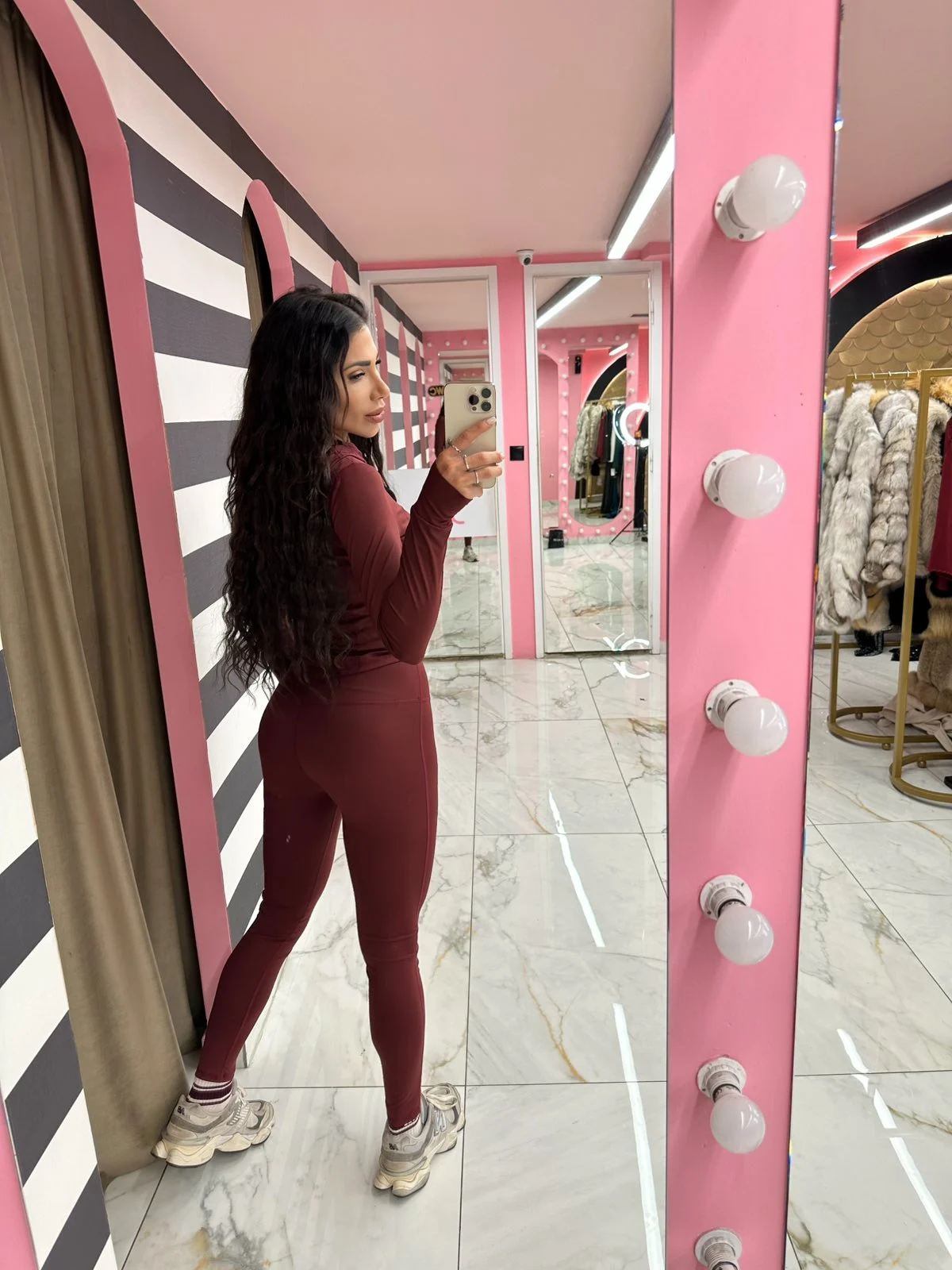 0-02-05-2451d8b4744aea8d811045638beb1e9e8ffe34e68083ba21ac6c2b7b875330d6_222978a69f1