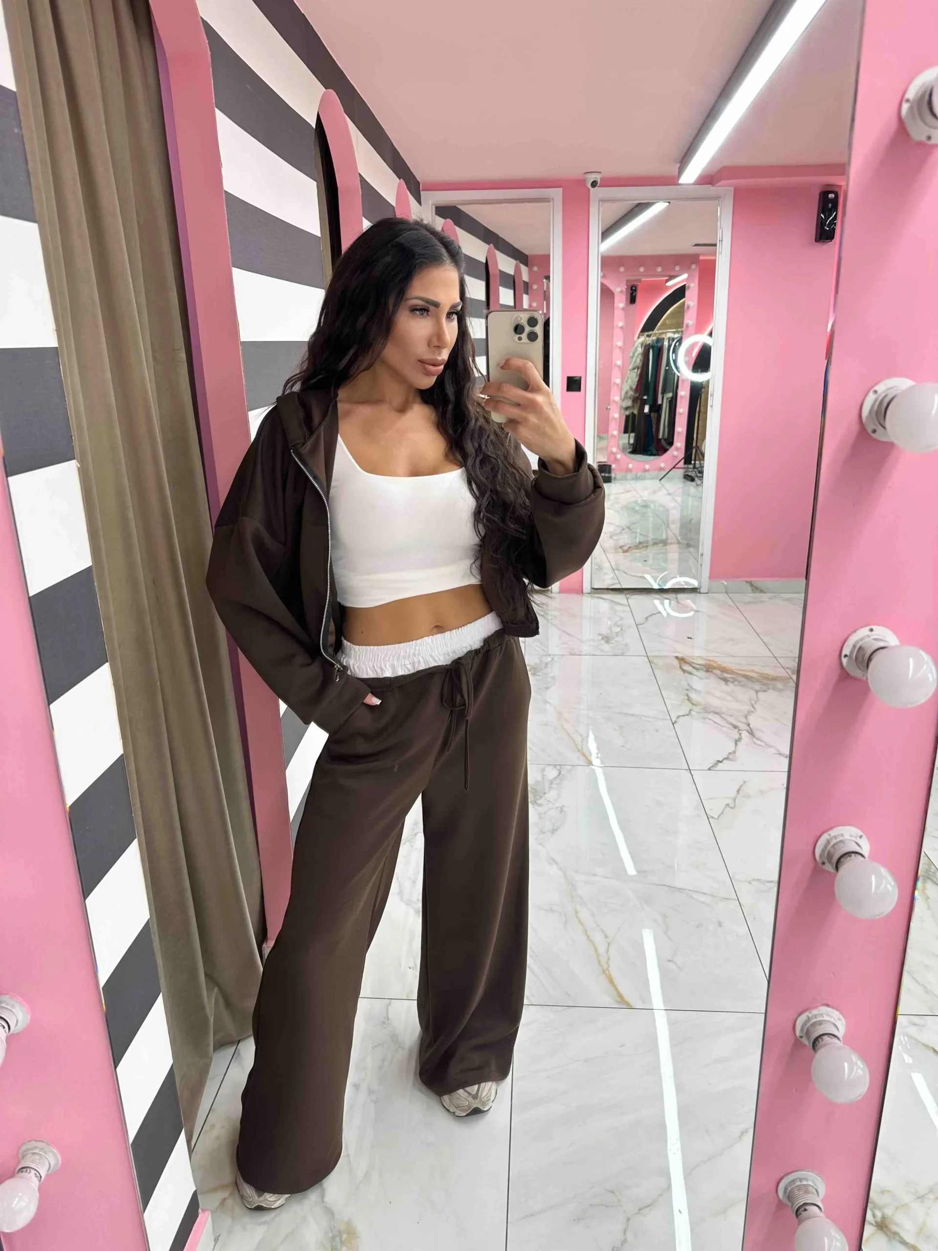 0-02-05-3be77700427469e035f9a61317cf2ba0e2552582b60c1746dd9baf486112af2c_222975596a2