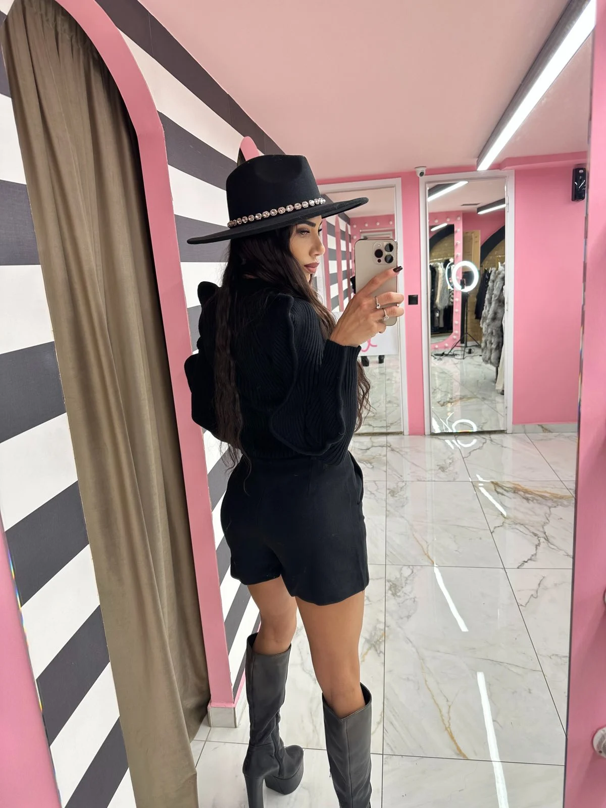 0-02-05-4bbc1b1ccc3b6256e7d204cf861de118c9ea17314e75c3b4ca583c902ea01022_2222a743c04