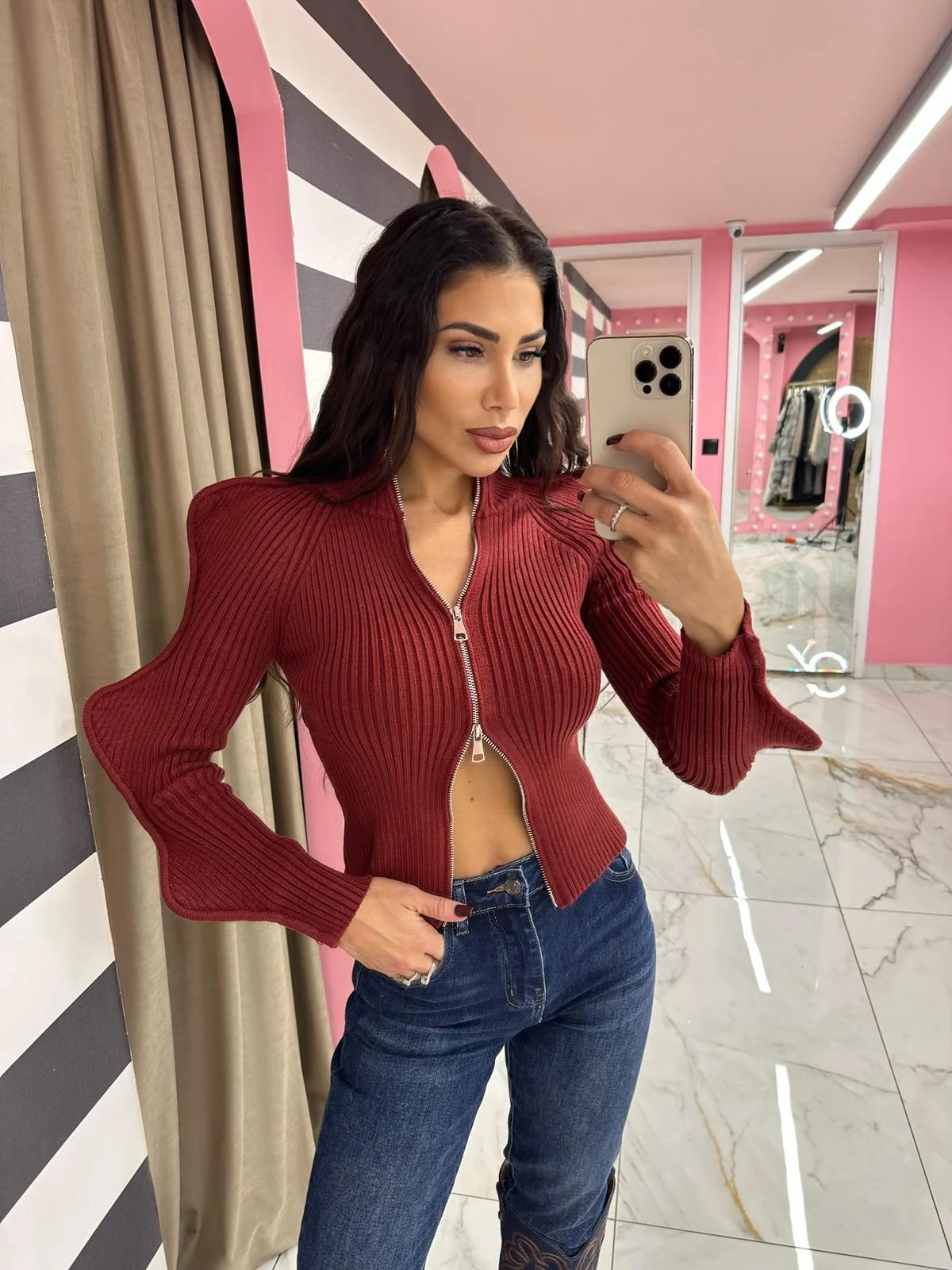 0-02-05-811888396cc1e3124a9fc3580088ee4f258d03893adbb6c024f3bc4faa89d379_2222a764886