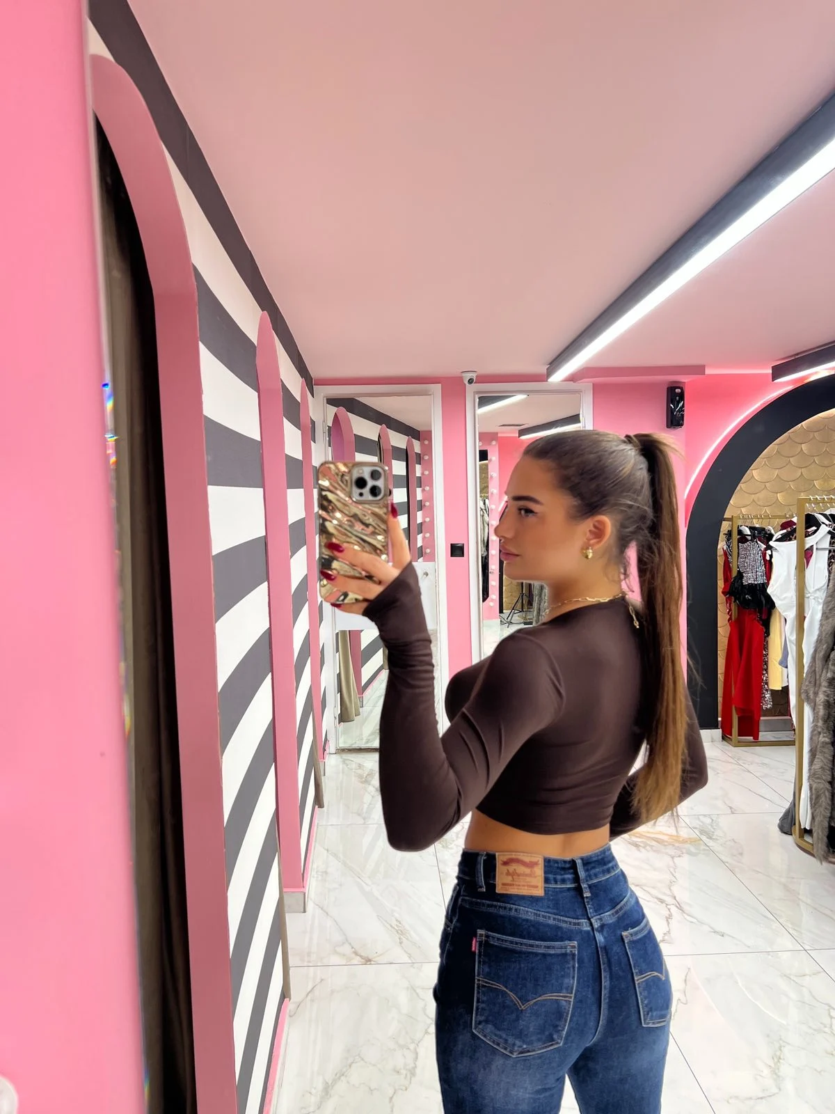 0-02-05-c9f89b41534d8e16ac0fd9ee053597a1edbbbe0d6691a12053e314bcd256e7a0_22206228922