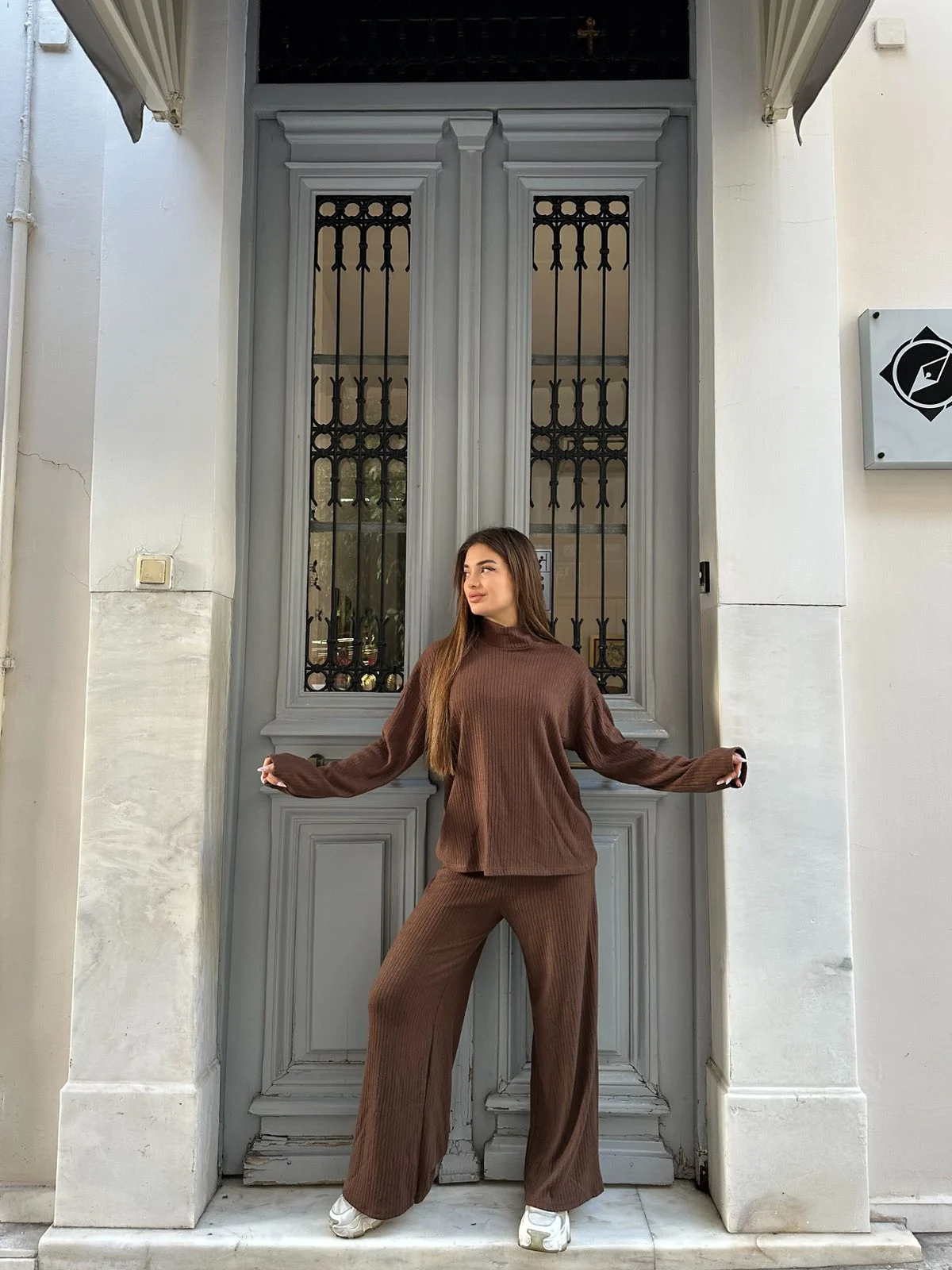 0-02-05-084ec1b0eb73c8203f3d277ea3b262a4c890056a967bf3f314f28d98e0a2e3db_22357540af5 Cocoa Rib Comfort Set - Image 1