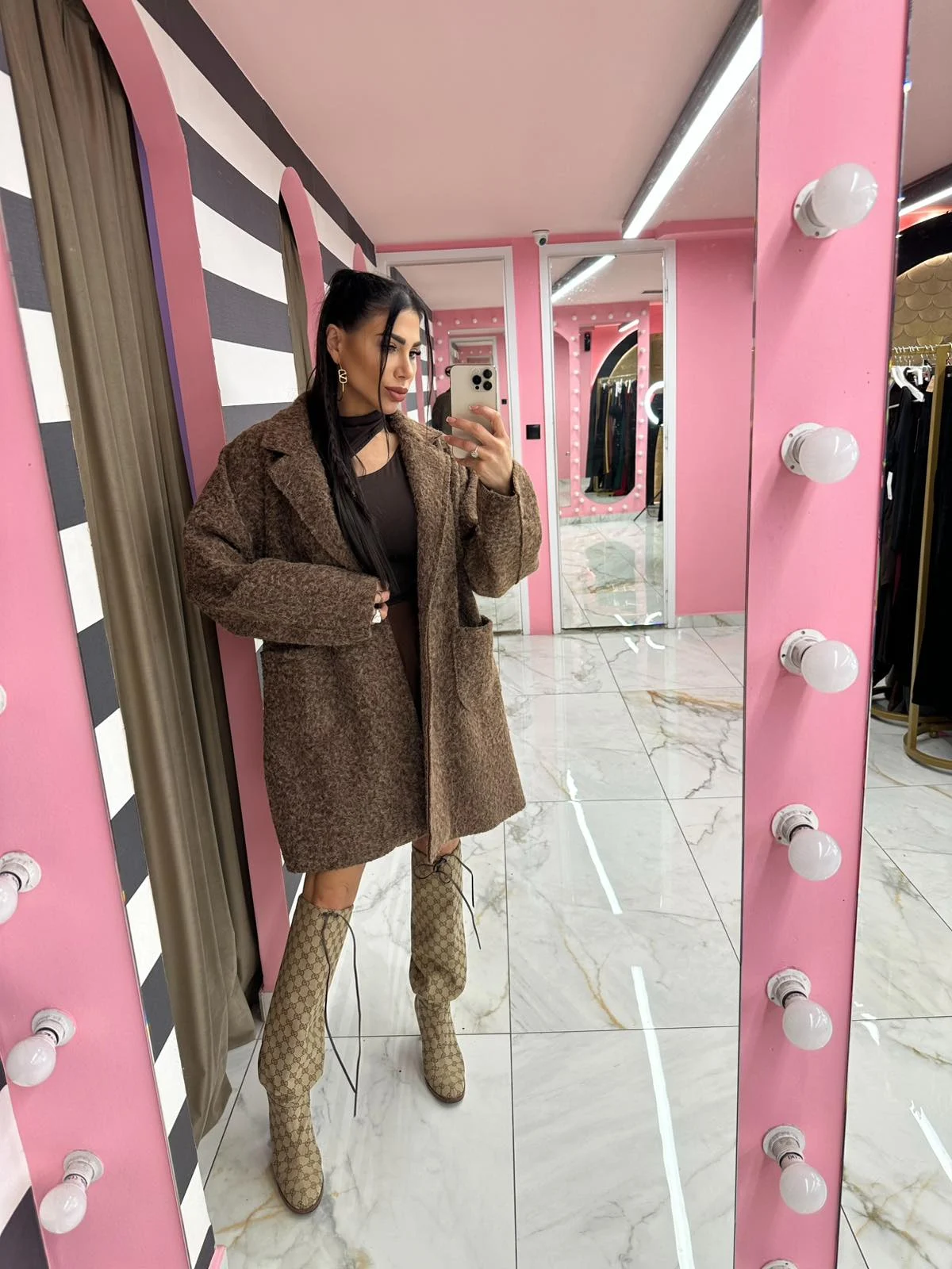 0-02-05-0b12d79f6e1460531d6d0278d4aac55ec620174bdf4589ee4c43af8e2f47facc_223627a18c7