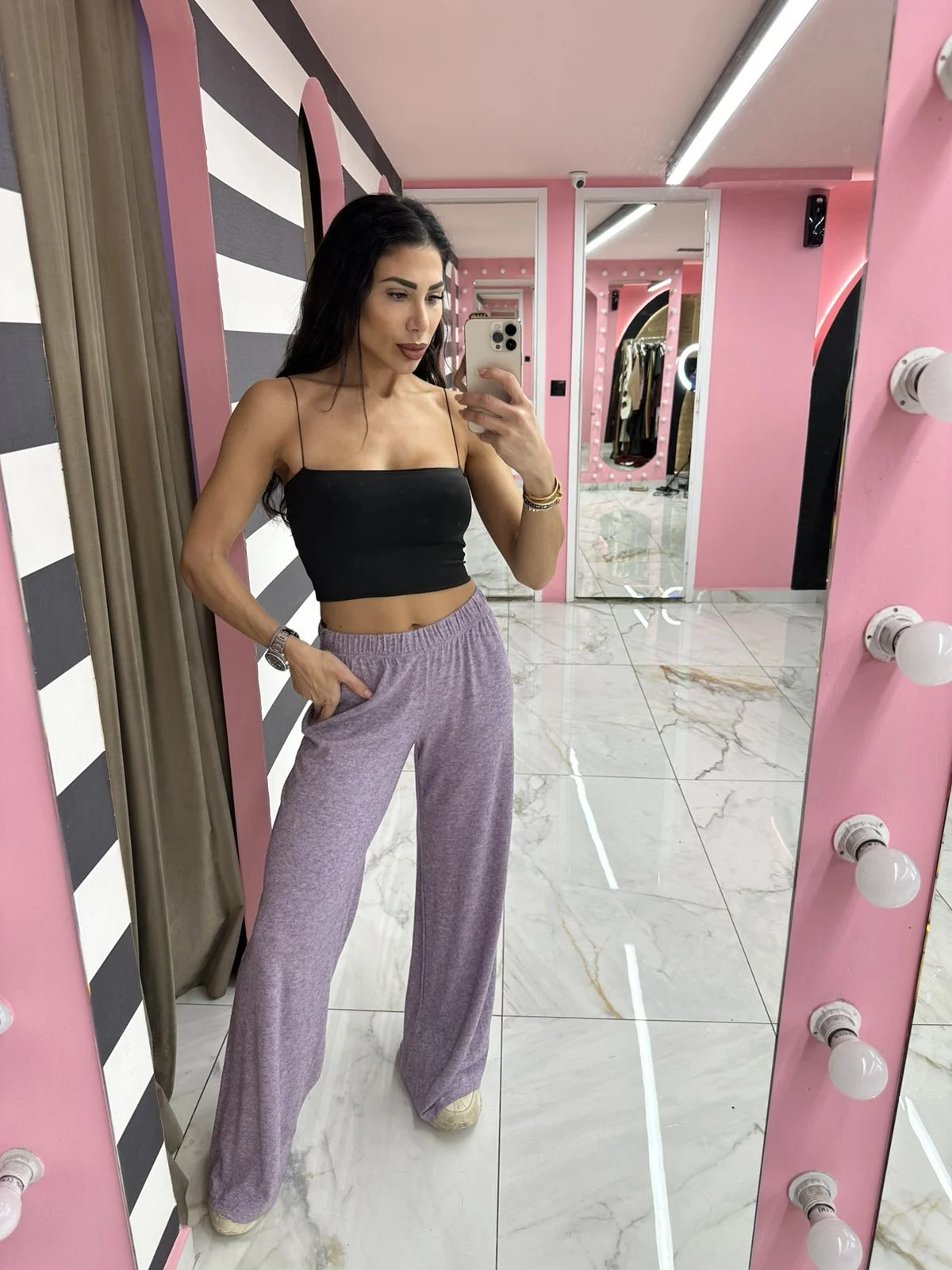 0-02-05-1f3b62ffb5d532c539ce1e0544de882875f580b103da873f2c374e9537f37fce_2237fbdbb72 Lilac Trouser - Image 1