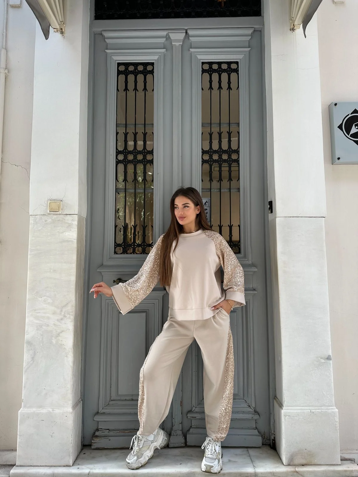 0-02-05-3554ed087a0ce2a4088e64acf7ec3f905d2082514ccc085733b72576ca881e1d_223575bd6df Champagne Sparkle Set - Image 1