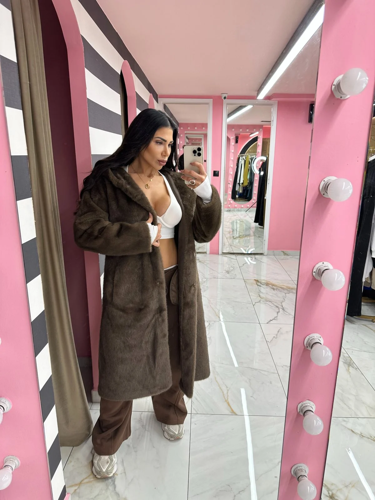 0-02-05-3eed7541218a869108bbaa359ef71b9c5bd7bfc8a9bc8716a4563ffbc2da1535_222a3b1d49b