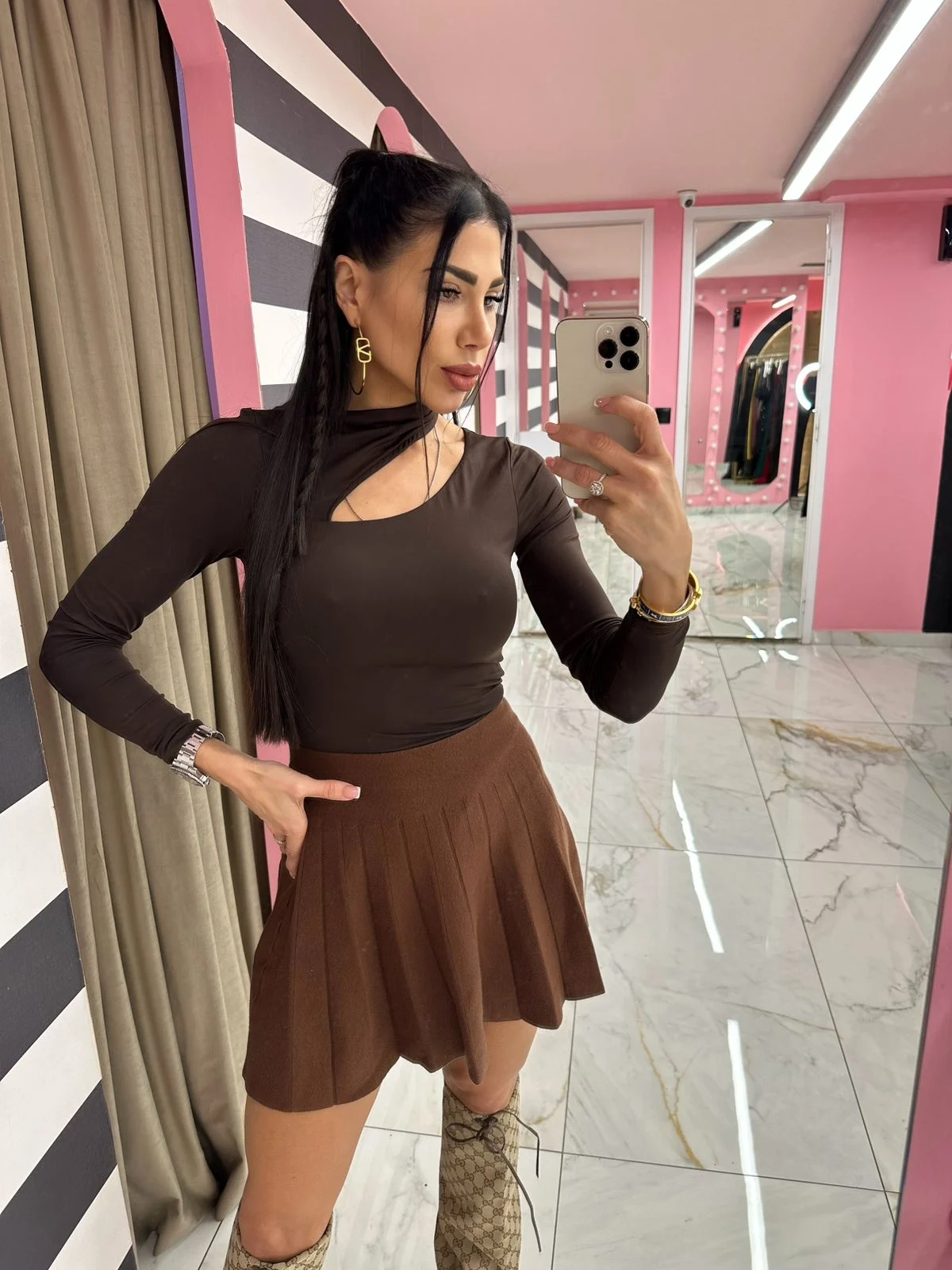 0-02-05-4079de044712b04ae02f9a3fe39f48b9bfe21404dad553960d41374fce9c05ca_2236274dd98 Mocha Cut Bodysuit - Image 1