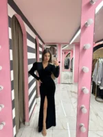 Black Velvet Royalty - Image 2