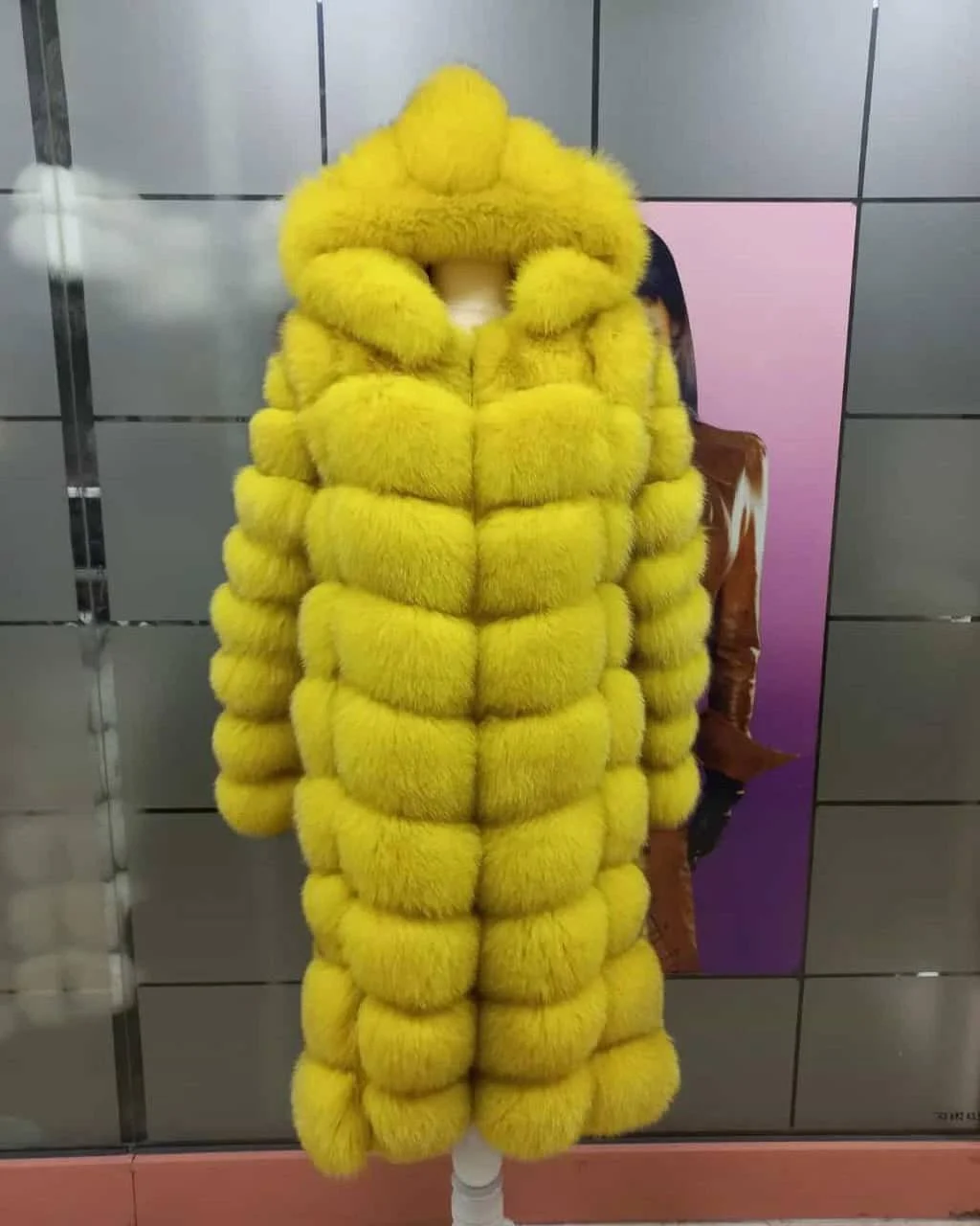 0-02-05-5f0a32e7c5f56a3adf0655dd4ef32f61bbc476496c7c8d61c74192d80307392e_22371f2faee Yellow Sunburst - Image 1