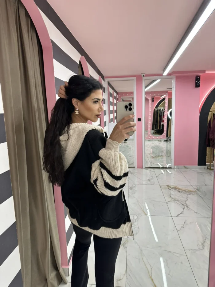 Zip Hoodie Black/Beige - Image 2