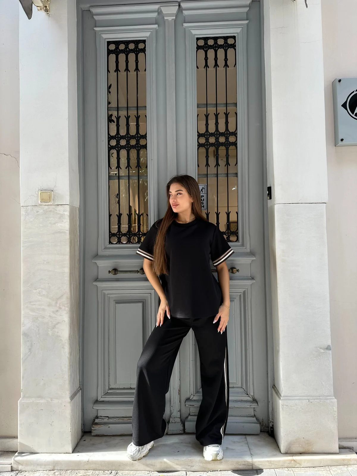 0-02-05-a05445bddc3c922dddd809ff35ed10a9d7f26fe28d48c96d9b2be5dcf4d598a8_22357588d3e Sporty Line Set - Image 1