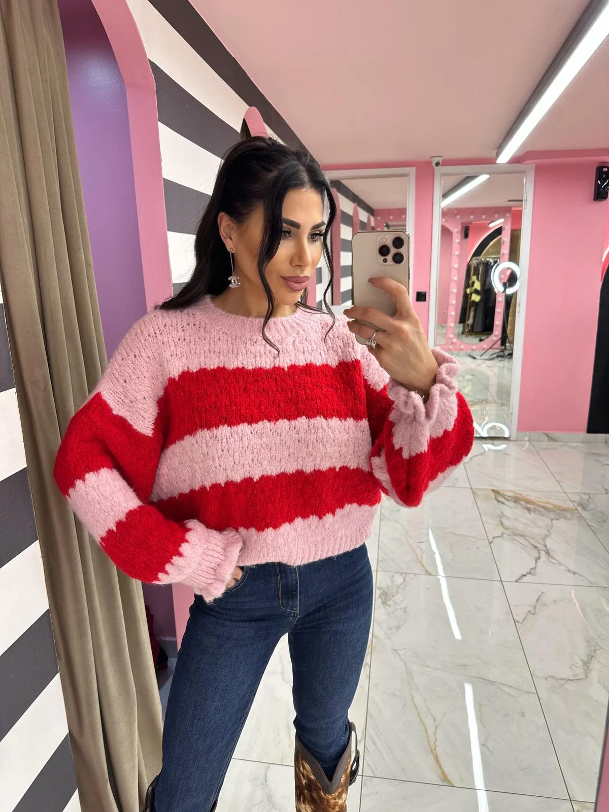 0-02-05-ac0ec8836e8b7f184e520131fca3130eae94a68e038d230de2d344a07a831864_2220e9d9a8d Candy Crush Knit - Image 1