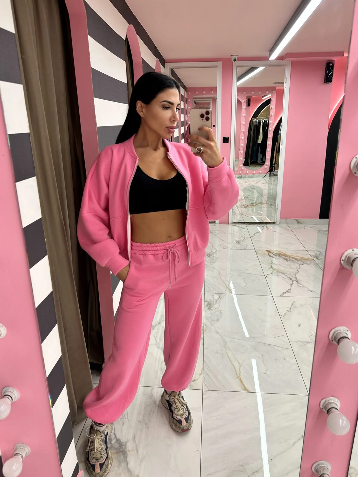 0-02-05-c41d02769b73f1d383f9dfe3d76a2e8a05c10ac0125424a8441c44507726fcb8_21df70a2647 Cozy Zip Set – Ροζ - Image 1