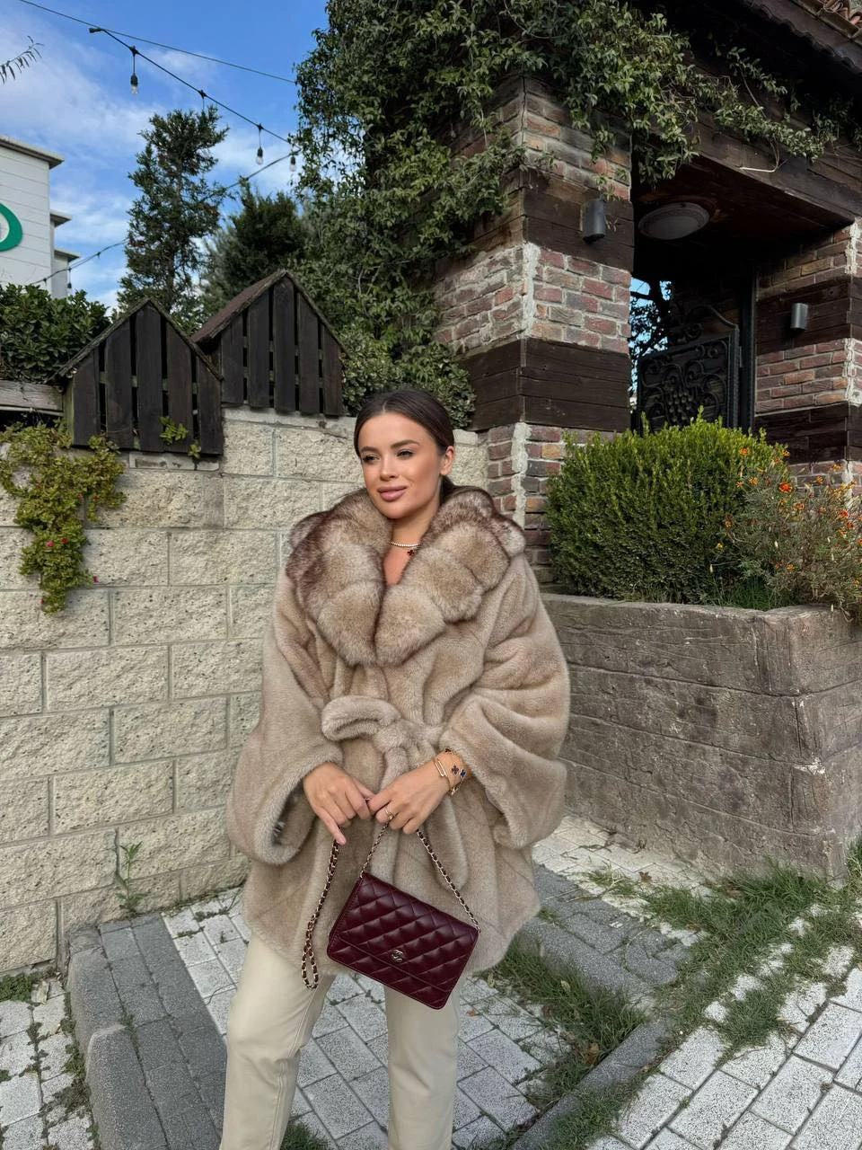 0-02-05-c4aaa0c99692ee2d6965f2e52d024ef4fe4435571b874c7ce826f40b981249eb_22371ed93dc Royal Cashmere Fur Cape - Image 1