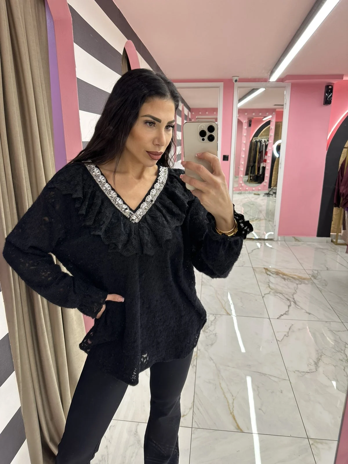 0-02-05-ceba02eb1cbf8f54bb6ed4d91ad0b40693f65a9f75b1f8775dcc318f7195f806_2237fb000c5 Black V-Neck Blouse - Image 1