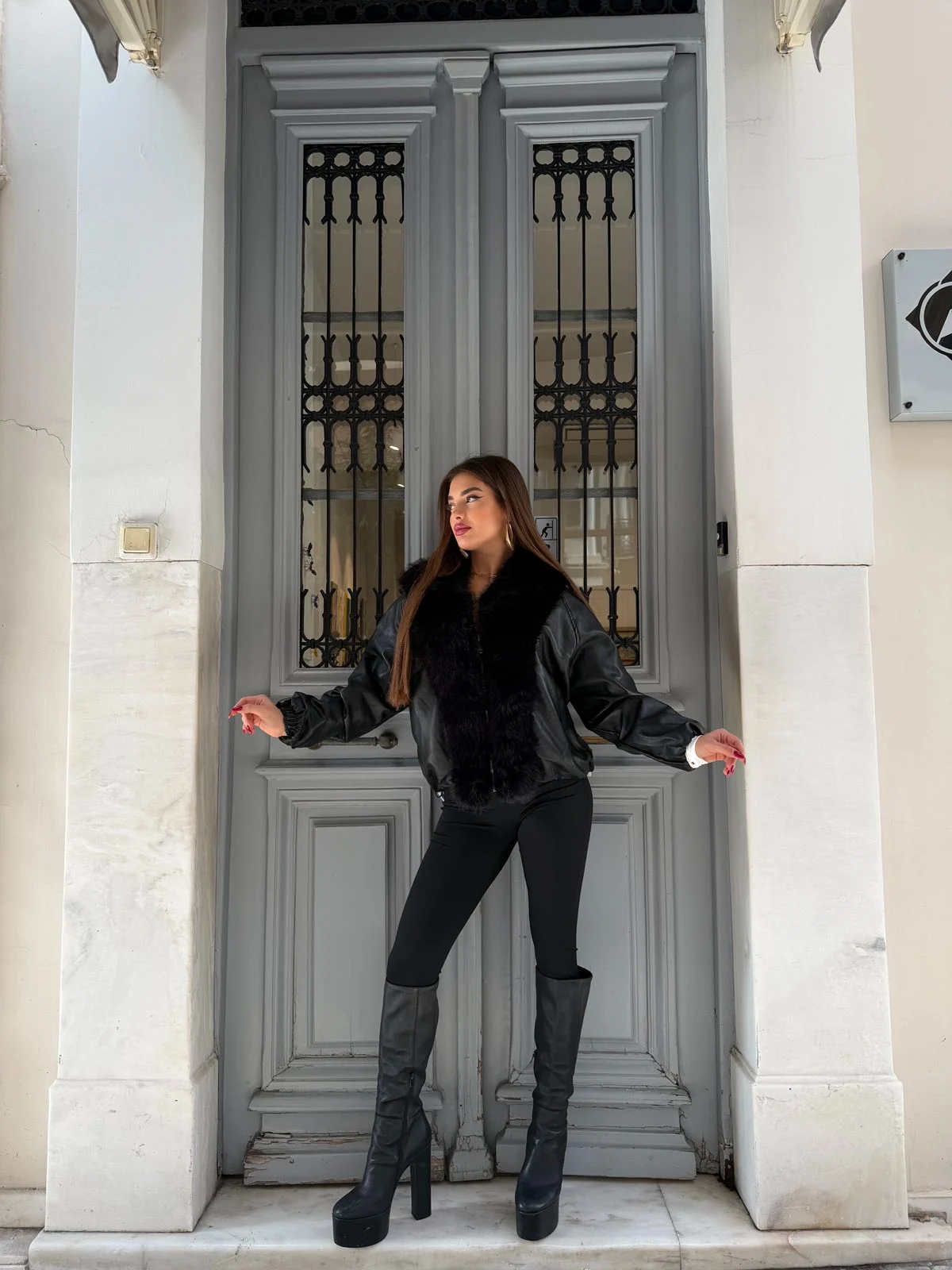 0-02-05-cfb141ff495e99c8fc529cac2e1906d4e9fd92c9091628d51ad5d1844a0a85f1_2228c58f54b Black Luxe Fur Jacket - Image 1