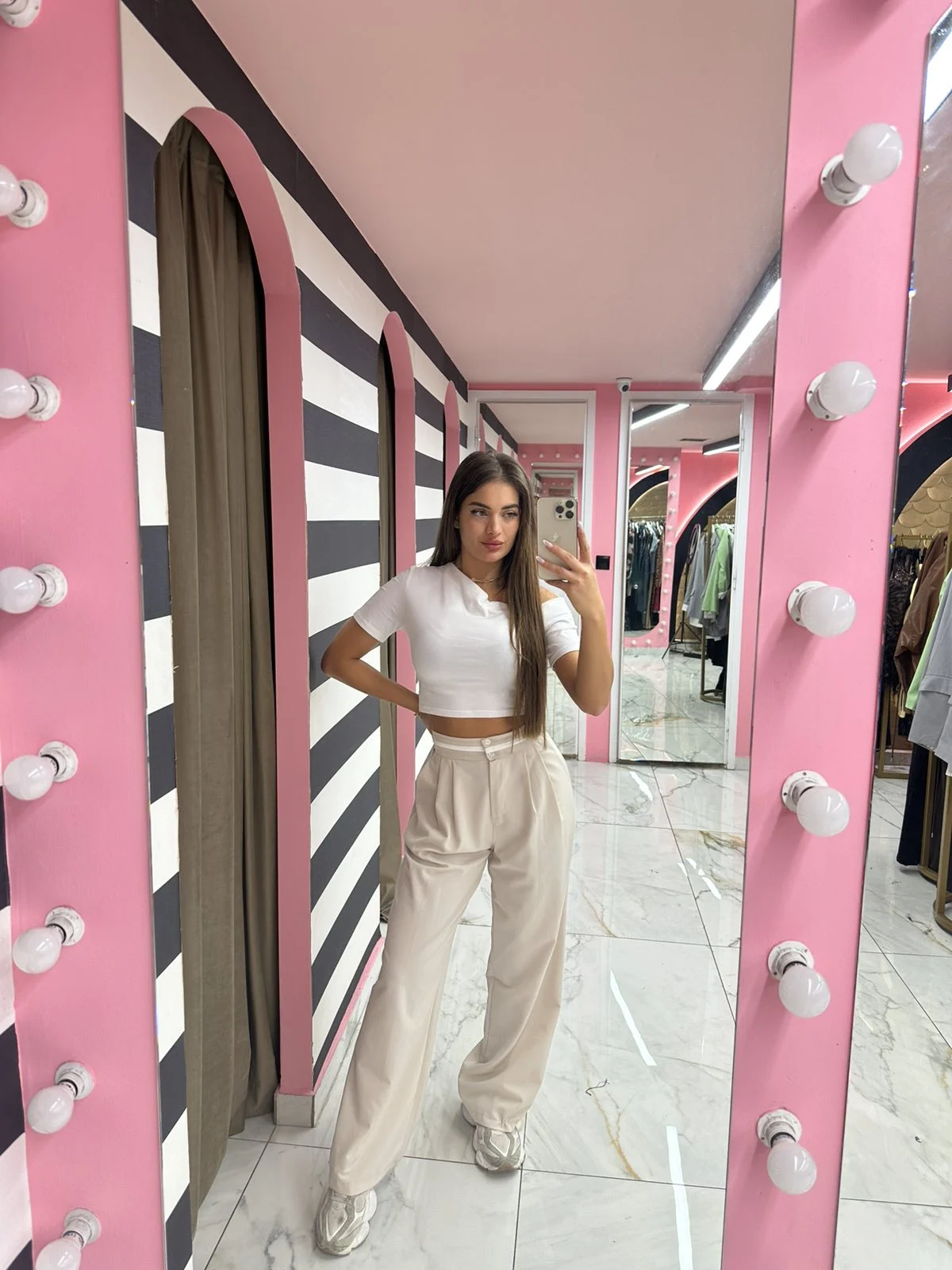 0-02-05-db73f66103be6cc94ec0d8fde962687c0b6a989399260347c6b49cae828b6964_2235d34a524