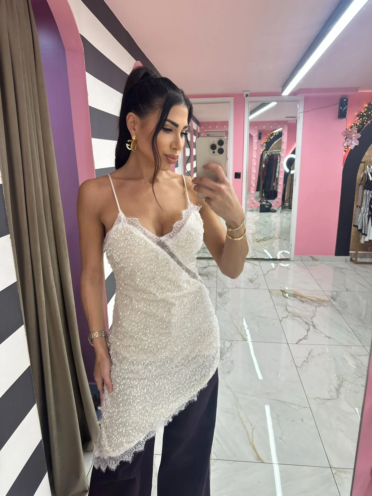 0-02-05-2cc5c9bd44ee45cbb4ee7562b0bcaebe1ad8ebc3c257fc0789bbdc916c31ba93_2228f0abf89 White Crystal Asym Top - Image 1