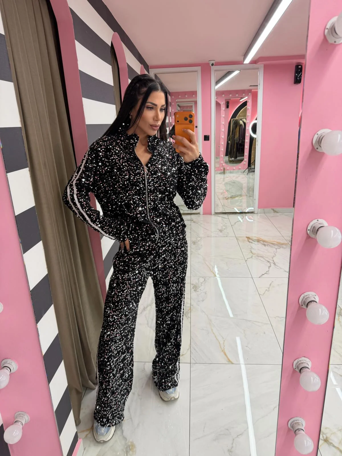 0-02-05-52a643d461638465f4e1eb0466b09a0543af3a2a1de2b507fa3004c2ae2579e1_2238ba5ce74 Midnight Sparkle Set - Image 1