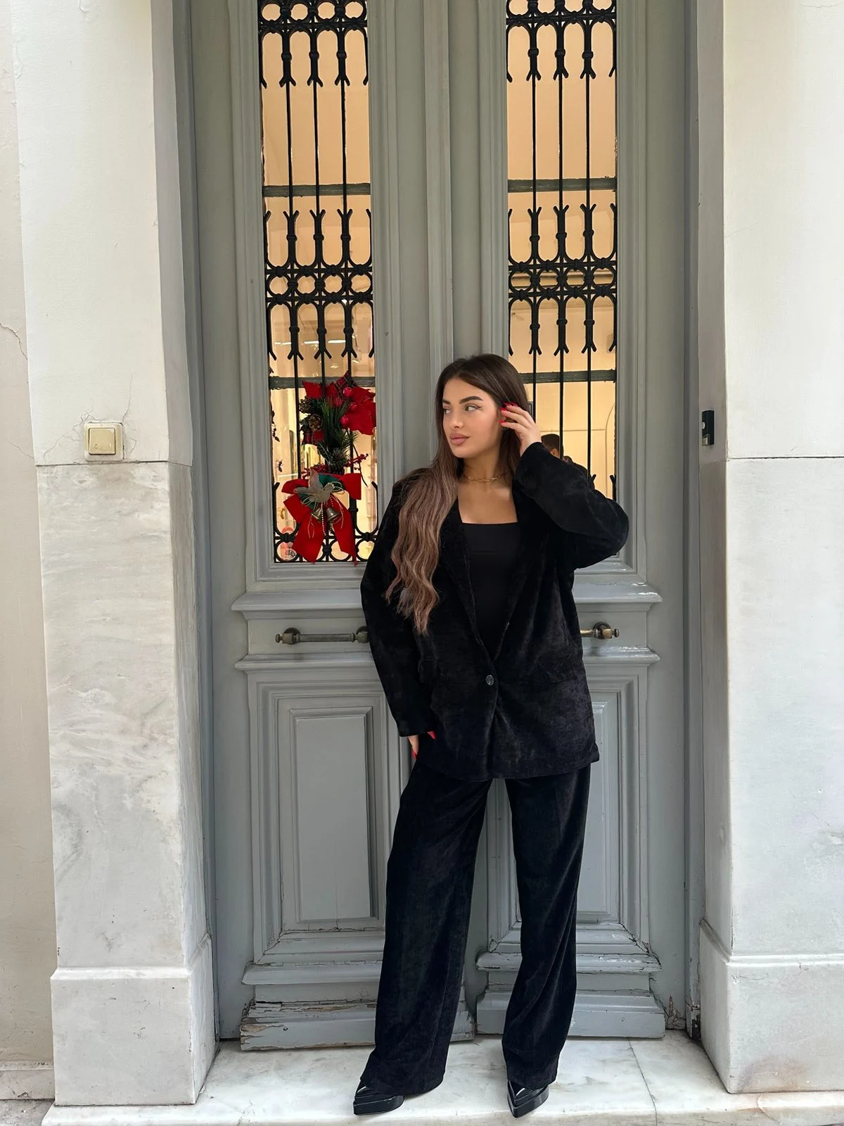 0-02-05-691f0fa45a781def8928501a47ba168638d47b2d0660ea9240f967bc8d51d033_222f6af56a1 Velvet Noir Set - Image 1