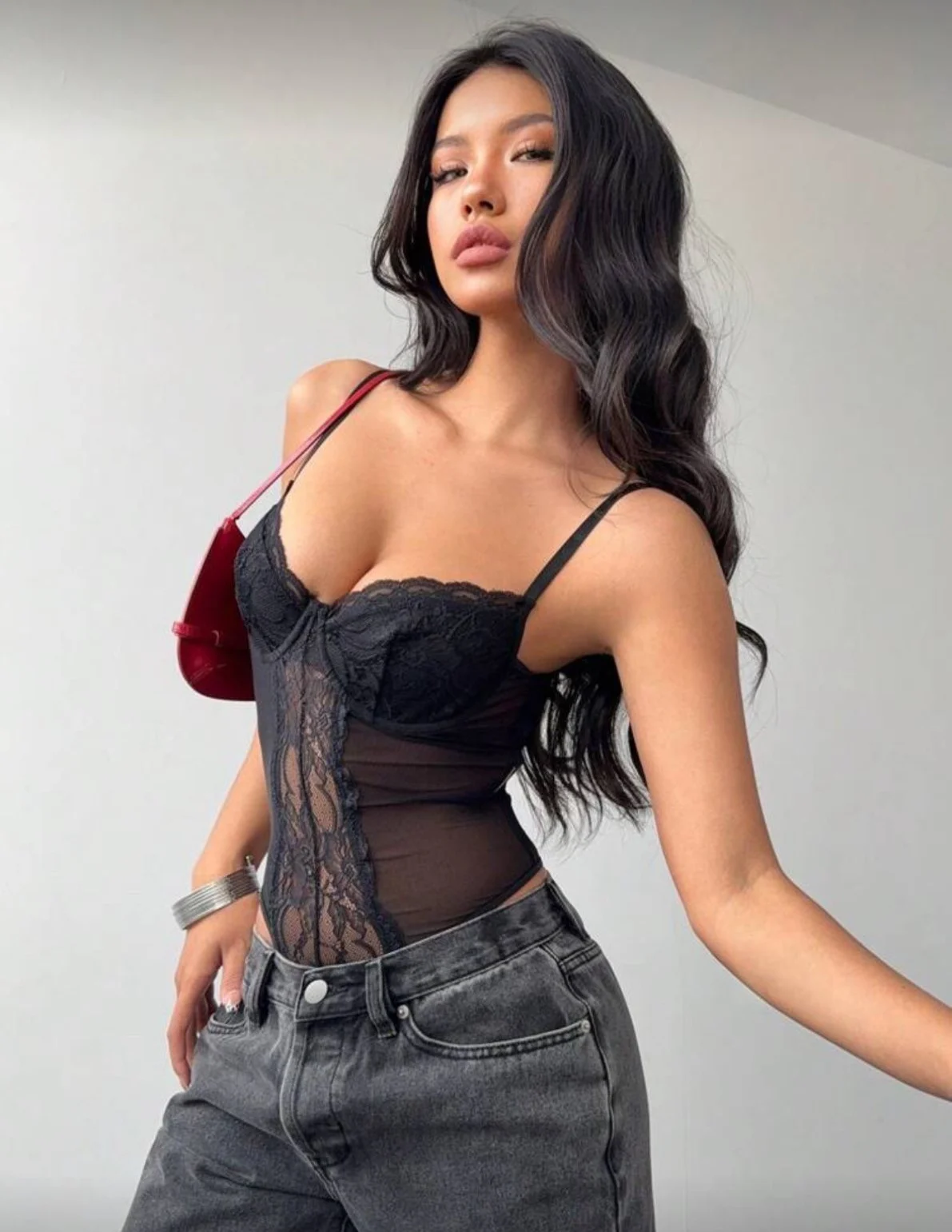 0-02-05-913b632c771b5e3e1c37e28fb8d50bdfc7c06561e51f59e4945c305f3bf22187_222be30dc96 Lace Desire Bodysuit – Μαύρο - Image 1