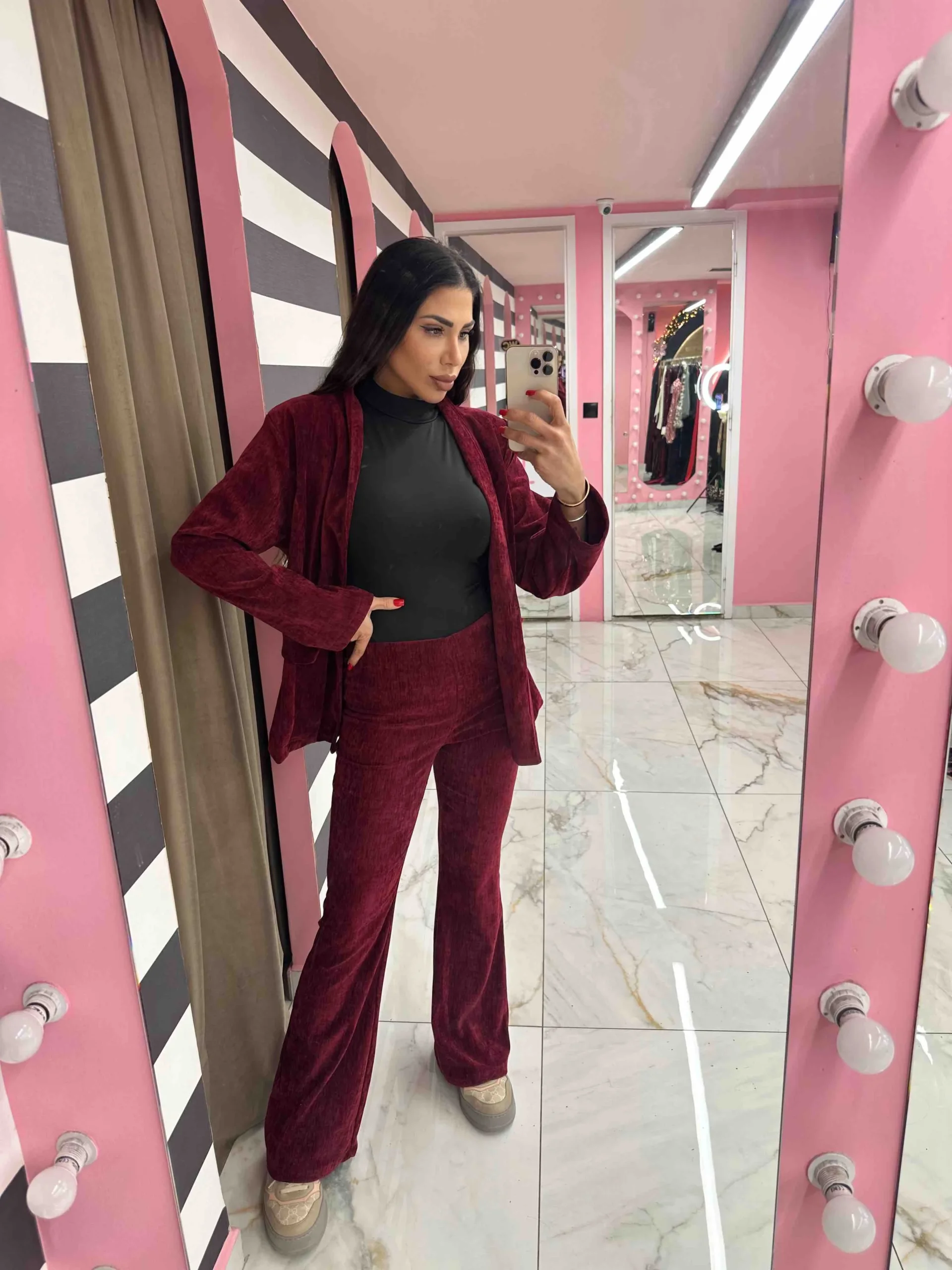 0-02-05-93dee49cec4ddf129903ea5f30d5bf9821d0ee6d92959cb7cf3620f1311ed9c8_222d9de7e3d Burgundy Luxe Velvet Suit - Image 1