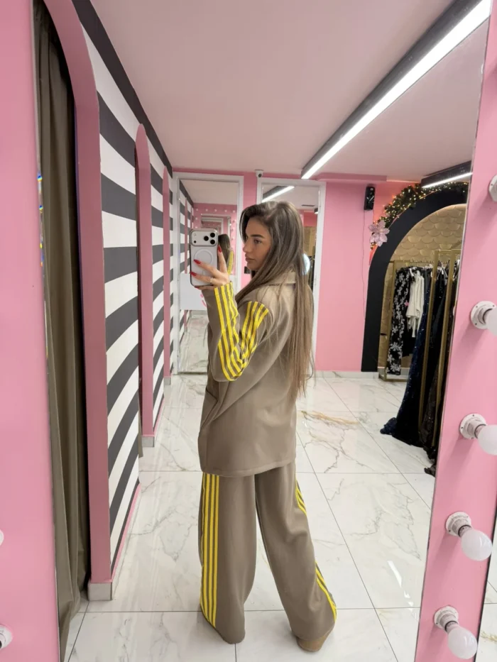 Urban Chic Suit – Μπεζ - Image 2