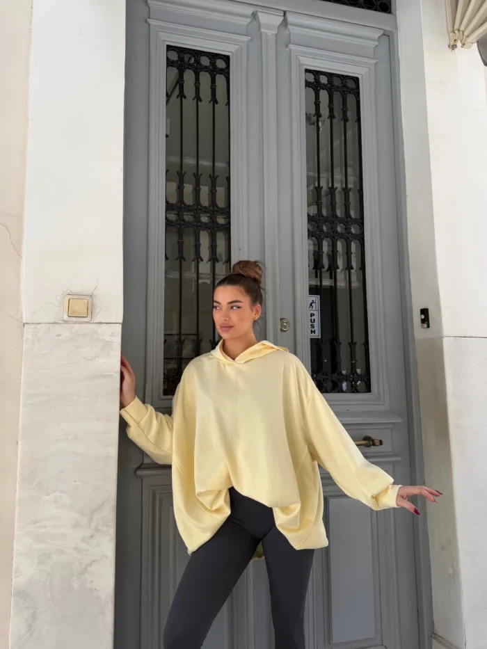 Cloudy Oversized Hoodie - Image 4